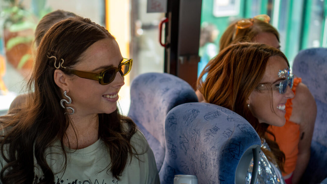 Successful people maximize commute time- Productivity tips from Ourbus