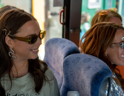 Successful people maximize commute time- Productivity tips from Ourbus